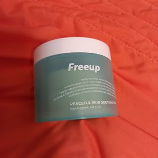 프리업 피스풀 스킨 수딩 본품 + 휴대용키트 — 5점을 준 리뷰어가 2023년 6월 올린 사용 사진