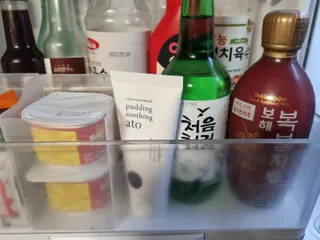 냉장고에 넣어요, 붉은 트러블 피부 다음날 진정되요 [버진팜스 푸딩수딩아토] — 5점을 준 리뷰어가 2021년 10월 올린 사용 사진