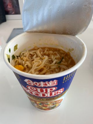 NISSIN 닛신 컵누들  4종 - 씨푸드오리지날, 씨푸드 스파이시, 씨푸드 커리, 씨푸드 XO소스 — 4.5점을 준 리뷰어가 2022년 1월 올린 사용 사진