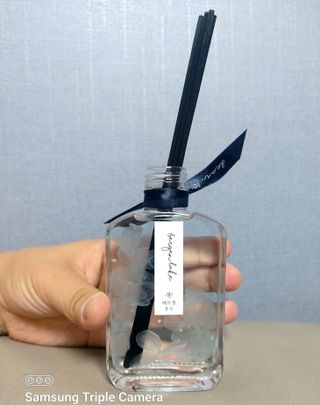 디어포레스트 쁘띠 플라워 디퓨저 시리즈 — 5점을 준 리뷰어가 2022년 7월 올린 사용 사진