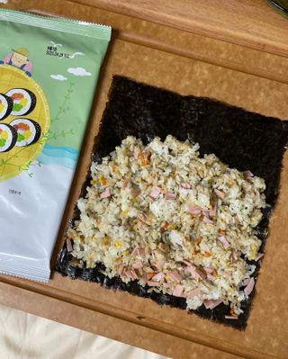 해풀잎 누구나 김밥*1ea [(혼합야채 35g *1ea,  김밥김 (5g, 5ea),  양념간장 (6g, 5ea), 참기름(5g, 2ea)] — 5점을 준 리뷰어가 2022년 8월 올린 사용 사진