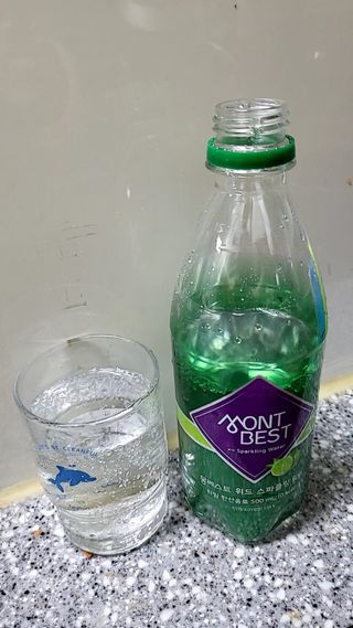 몽베스트 Montbest with Sparkling water Lime20병 — 5점을 준 리뷰어가 2023년 2월 올린 사용 사진