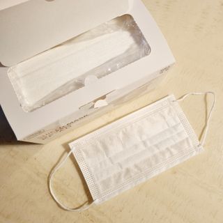 [엠메이데이] 엠쉴드 마스크KF-AD 화이트 50EA — 5점을 준 리뷰어가 2022년 2월 올린 사용 사진