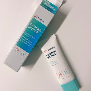 리더스코스메틱 리더스 카밍 바이오틱스 선 에센스 SPF 50+ PA++++ — 5점을 준 리뷰어가 2022년 5월 올린 사용 사진