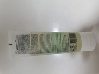 닥터에프파이브 젤리스크럽 소프트 클렌징폼 120ml — 3.5점을 준 리뷰어가 2022년 5월 올린 사용 사진