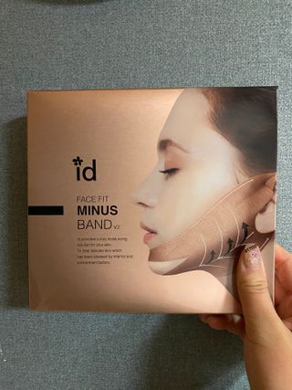 아이디플라코스메틱 아이디 페이스핏 마이너스 밴드 v2 — 3점을 준 리뷰어가 2021년 6월 올린 사용 사진