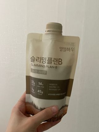일일하우 슬리밍 플랜B 고소한 귀리맛, 진한 카카오맛 (체중조절식) — 4점을 준 리뷰어가 2023년 8월 올린 사용 사진
