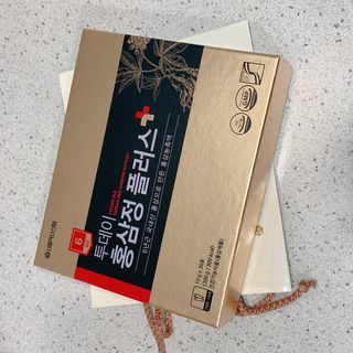 서울약사신협_투데이홍삼정플러스스틱_10g x 30포 — 5점을 준 리뷰어가 2021년 6월 올린 사용 사진