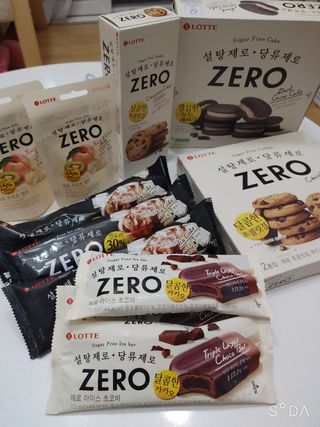 ZERO (초콜릿 칩 쿠키, 카카오 케이크, 후르츠 젤리, 아이스 콜라, 아이스 초코바) — 5점을 준 리뷰어가 2022년 6월 올린 사용 사진