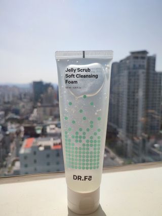 닥터에프파이브 젤리스크럽 소프트 클렌징폼 120ml — 4점을 준 리뷰어가 2022년 6월 올린 사용 사진