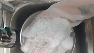 나무드 [매직싹싹] 고급형 친환경 실리콘 수세미 미끄럼방지 고무장갑 투명 1개 + 블랙 1개 캠핑용 야외 설거지 — 5점을 준 리뷰어가 2021년 9월 올린 사용 사진