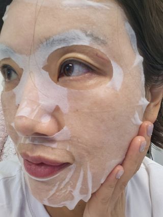 바노바기 코스메틱 바노바기 밀크씨슬 리페어 시카 폼 클렌저 플러스 120ml + 퀵 마스크 플러스 30매 — 5점을 준 리뷰어가 2023년 8월 올린 사용 사진