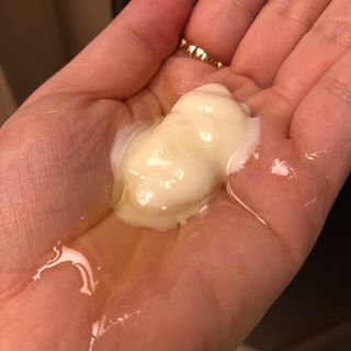 mom e 맘이 내추럴 베이비 케어 크림+바디오일 — 4점을 준 리뷰어가 2021년 1월 올린 사용 사진
