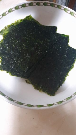 [해림맛김] 들기름에 구운 바삭바삭 김 4종 세트 + 1종 랜덤발송 총5개입 — 5점을 준 리뷰어가 2021년 2월 올린 사용 사진