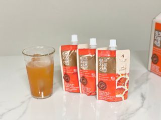 자연에온 핑크 자몽 착즙 100mL 10개입 1BOX +가 득담은 자몽 콜라겐 젤리스틱 1BOX — 5점을 준 리뷰어가 2021년 6월 올린 사용 사진
