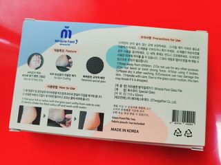 미라클풋 유리발각질제거기 물없이 쓱싹쓱싹 몇번만에 발각질 완벽제거 — 5점을 준 리뷰어가 2021년 8월 올린 사용 사진