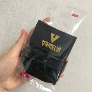 반테린서포터 손목 — 5점을 준 리뷰어가 2022년 4월 올린 사용 사진