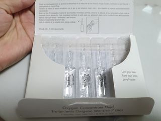 유니베르소 산소앰플 7일 집중케어 앰플 — 5점을 준 리뷰어가 2021년 6월 올린 사용 사진