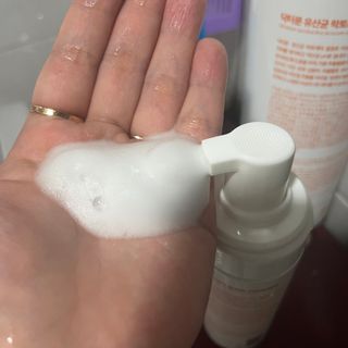 MF프리 [닥터문] 유산균 락토케어 질경초 여성청결제 200ml (폼타입) — 5점을 준 리뷰어가 2022년 9월 올린 사용 사진