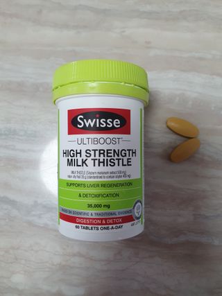 Swisse 스위스 고함량 밀크씨슬 35,000mg 60정 — 5점을 준 리뷰어가 2021년 11월 올린 사용 사진