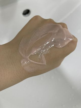 벨먼 내추럴 스파 머드레티놀 바디워시(그린로즈, 미드나잇 피오니) — 5점을 준 리뷰어가 2022년 6월 올린 사용 사진