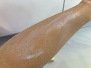 스킨큐어 산다화 유기농 레몬썬크림 — 5점을 준 리뷰어가 2022년 5월 올린 사용 사진
