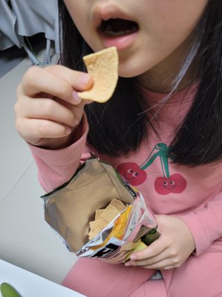 맛있게 채우는 단백질 12g, 닥터유 단백질칩 — 5점을 준 리뷰어가 2023년 12월 올린 사용 사진