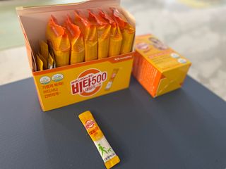 [광동제약] 비타500데일리스틱70포&굿즈3종 — 5점을 준 리뷰어가 2021년 10월 올린 사용 사진