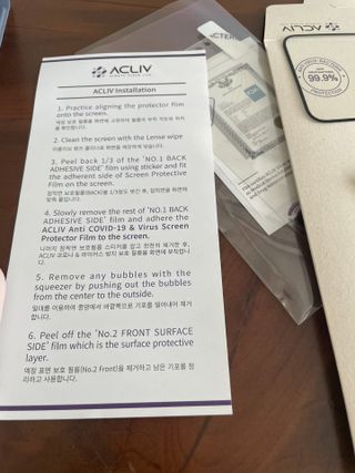 아클리브 Eco 항균 항바이러스 액정 보호필름(iPhone) — 5점을 준 리뷰어가 2022년 8월 올린 사용 사진