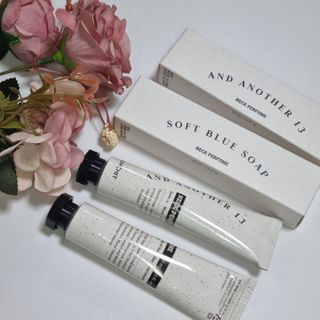 멈칫(MUMCHIT) 넥퍼퓸 NECKPERFUME 2가지 향 — 5점을 준 리뷰어가 2021년 11월 올린 사용 사진