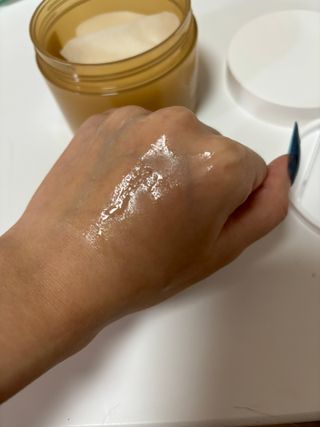스킨1004 [SKIN1004] 마다가스카르 센텔라 퀵 카밍 패드 70매 130ml — 5점을 준 리뷰어가 2024년 9월 올린 사용 사진