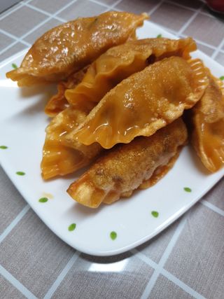 한만두 진한 해물맛 짬뽕만두 1kg — 5점을 준 리뷰어가 2021년 4월 올린 사용 사진