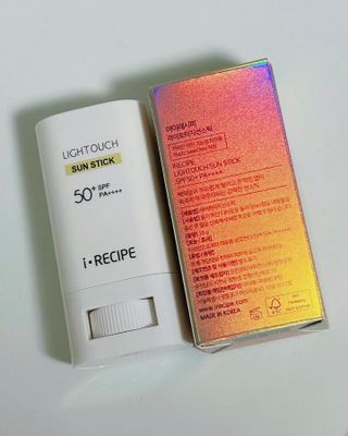 아이레시피 라이트터치 선스틱 15g (SPF50+, PA++++) — 4점을 준 리뷰어가 2023년 2월 올린 사용 사진