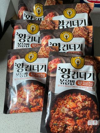 한성기업 무볼레 왕건더기 볶음밥 묵은지삼겹살 — 5점을 준 리뷰어가 2021년 11월 올린 사용 사진