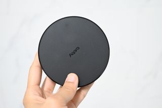 아카라 집 밖에서도 집 안을 돌봐주는 스마트 리모컨 — 1점을 준 리뷰어가 2022년 6월 올린 사용 사진