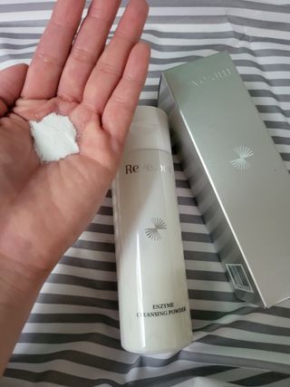 나우 [리브엠] 화해 1등 클렌징 파우더! 모공&피지 말끔순삭 — 5점을 준 리뷰어가 2023년 10월 올린 사용 사진