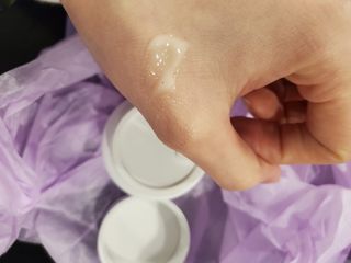 AYU25[아유트웬티파이브]다마스크로즈워터 베이스 천연 수분 촉촉 크림 — 5점을 준 리뷰어가 2021년 4월 올린 사용 사진