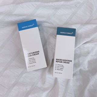 더마포레스트 마데카소사이드 리페어 크림,  모이스처라이징 아쿠아크림 — 5점을 준 리뷰어가 2021년 8월 올린 사용 사진