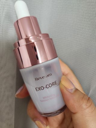 나우 [리브엠] 123억개 엑소좀으로 채운 눈부신 광채, 엑소코어 화이트닝 텐션 앰플 — 5점을 준 리뷰어가 2023년 8월 올린 사용 사진
