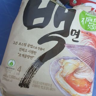 [풀무원] 자연은맛있다 정면, 백면, 홍면  세트 — 5점을 준 리뷰어가 2021년 4월 올린 사용 사진
