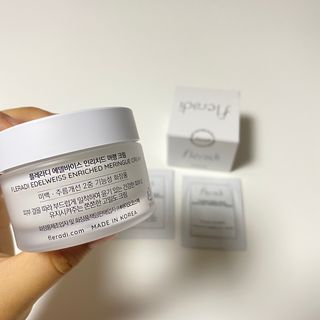 플레라디 에델바이스 인리치드 머랭 크림 — 3.5점을 준 리뷰어가 2021년 5월 올린 사용 사진