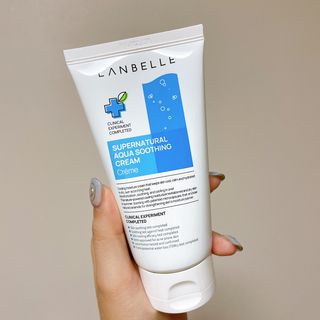 랑벨 수퍼내츄럴 아쿠아 수딩 크림 100ml — 5점을 준 리뷰어가 2022년 6월 올린 사용 사진