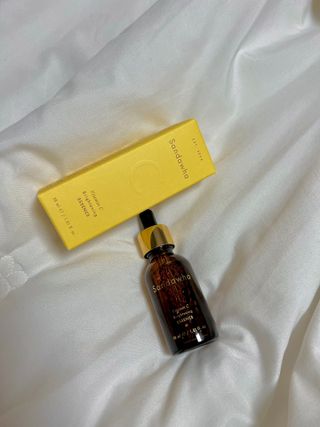 스킨큐어 산다화 비타민c 화이트닝 에센스 30ml — 5점을 준 리뷰어가 2023년 10월 올린 사용 사진