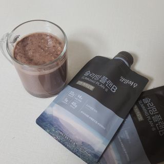 일일하우 슬리밍 플랜B 고소한 귀리맛, 진한 카카오맛 (체중조절식) — 5점을 준 리뷰어가 2023년 7월 올린 사용 사진