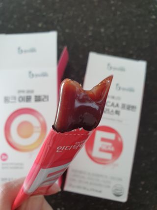 인디닥터 면역 생생 핑크 이뮨 젤리 + 타이탄 BCAA 프로틴 젤리스틱 — 5점을 준 리뷰어가 2022년 4월 올린 사용 사진