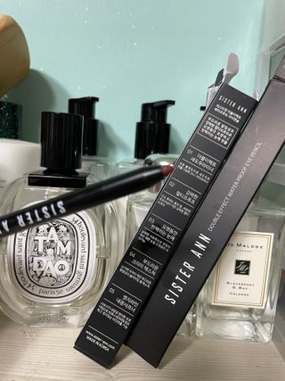 씨스터앤 더블이펙트 워터프루프 아이펜슬 11종 택 1 — 5점을 준 리뷰어가 2022년 1월 올린 사용 사진