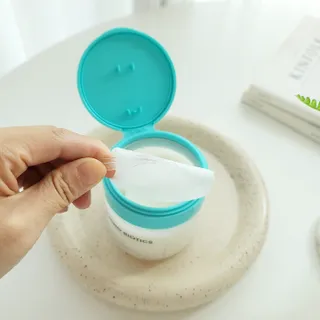 리더스코스메틱 리더스 카밍 바이오틱스 퀵 수딩 패드 — 5점을 준 리뷰어가 2022년 4월 올린 사용 사진