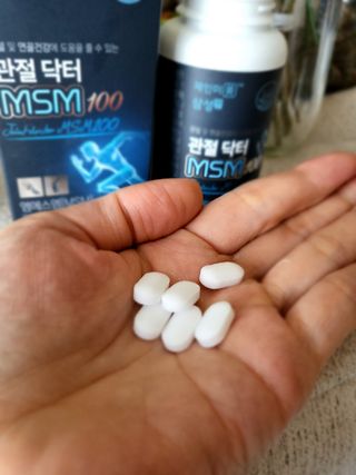 체인미 관절 및 연골건강에 도움을 줄수있는 관절닥터 MSM100 — 5점을 준 리뷰어가 2021년 11월 올린 사용 사진