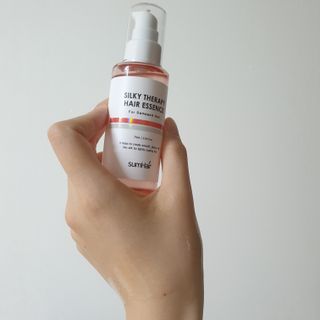 썸헤어 / SUMHAIR 썸헤어 실키 테라피 헤어 에센스 — 5점을 준 리뷰어가 2021년 5월 올린 사용 사진