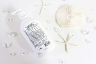 [닥터문] 프리미엄 알로에베라 선크림 500ml — 5점을 준 리뷰어가 2022년 6월 올린 사용 사진